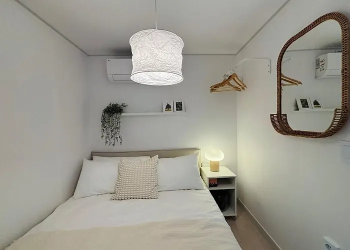 3 Minutes From Station Hotel-style 3 3 Bathrooms 5 Beds Ktx Arex アパート